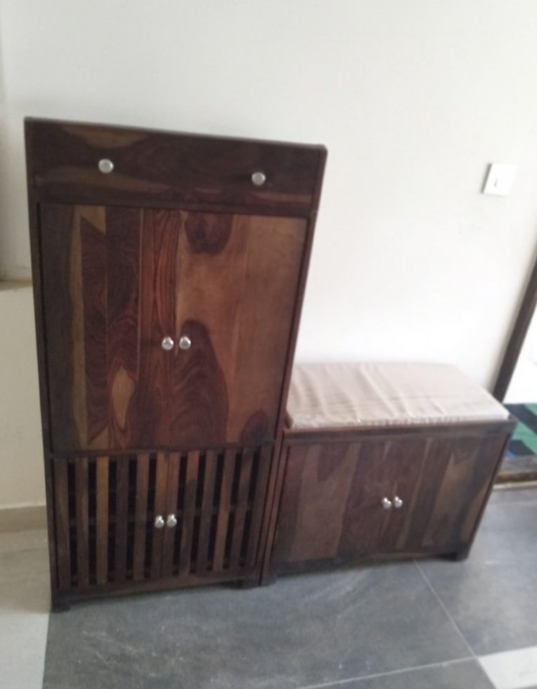 Floreta Shoes Rack With Seating(honey finish) photo review