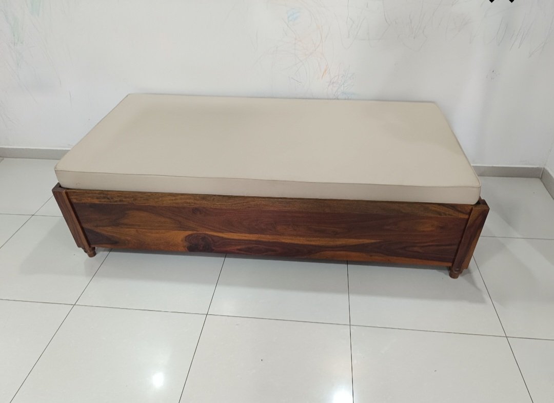 Mantra divan with mattress (honey finish) photo review