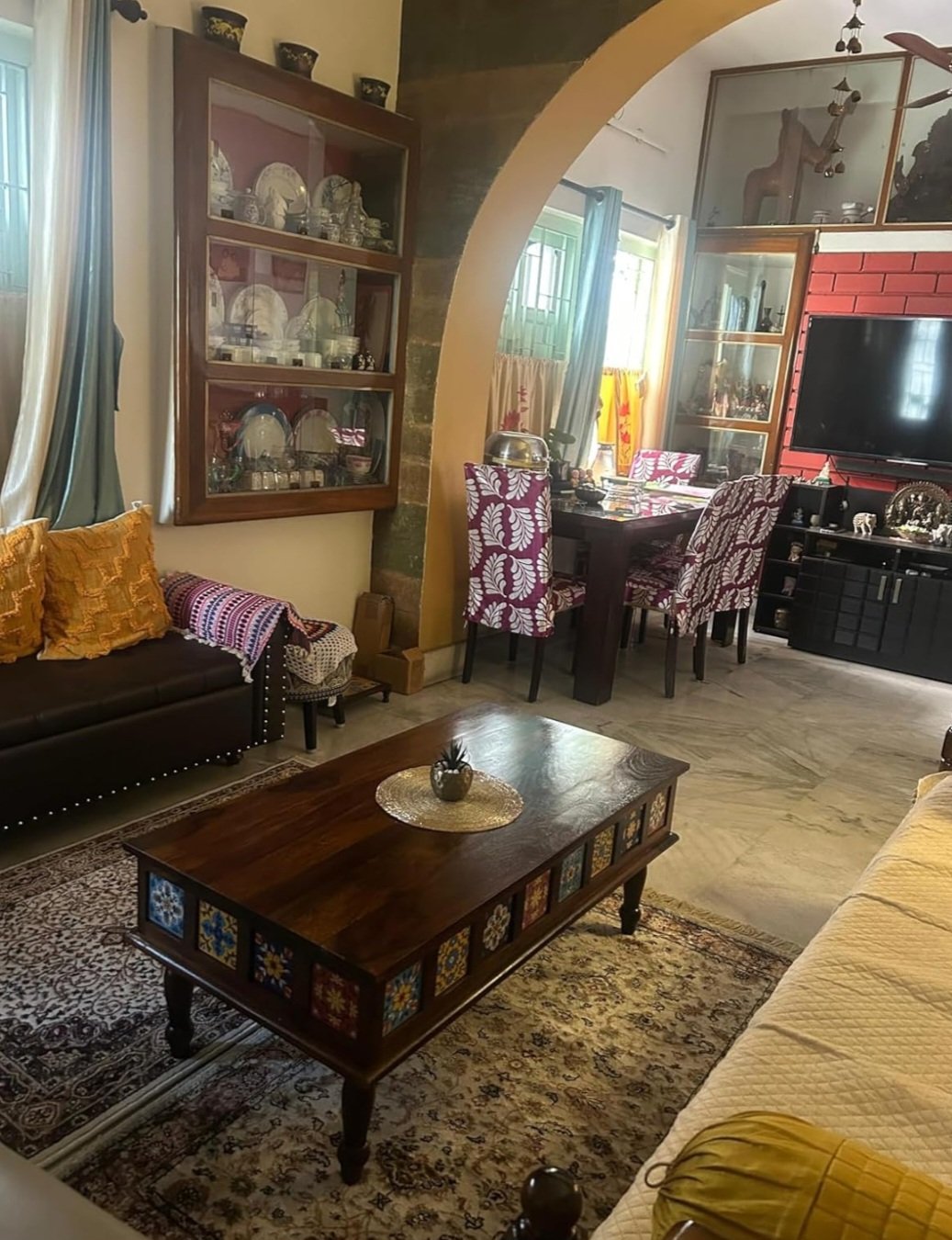 Boho solid wood Coffee Table with Tiles(honey finish) photo review