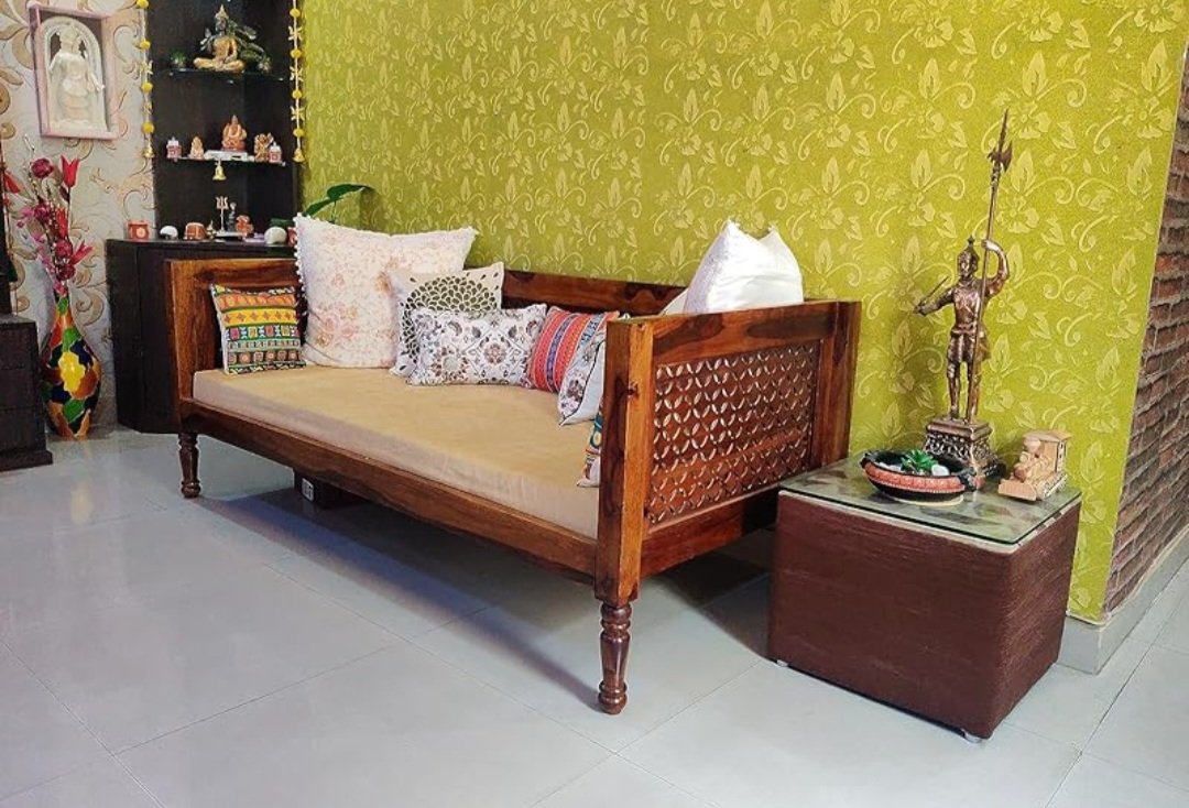 Jugal divan with mattress (honey finish) photo review