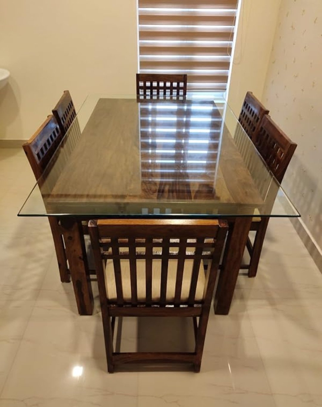 Adolph solid wood 4 seater Dining Table with chair (walnut finish) photo review